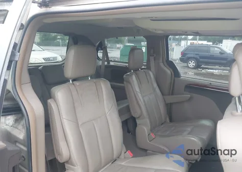 2012 Chrysler Town & Country Limited from USA, damaged, VIN 2C4RC1GG8CR361364